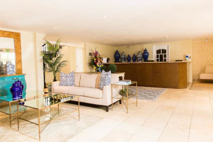 Hotel Lobby