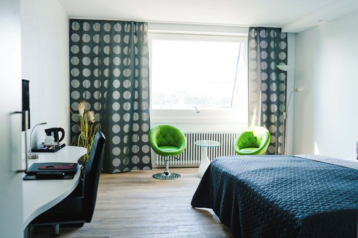 Room 13 of 29