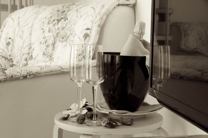 Room 12 of 86