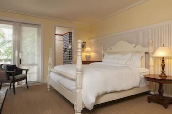 Room 49 of 214