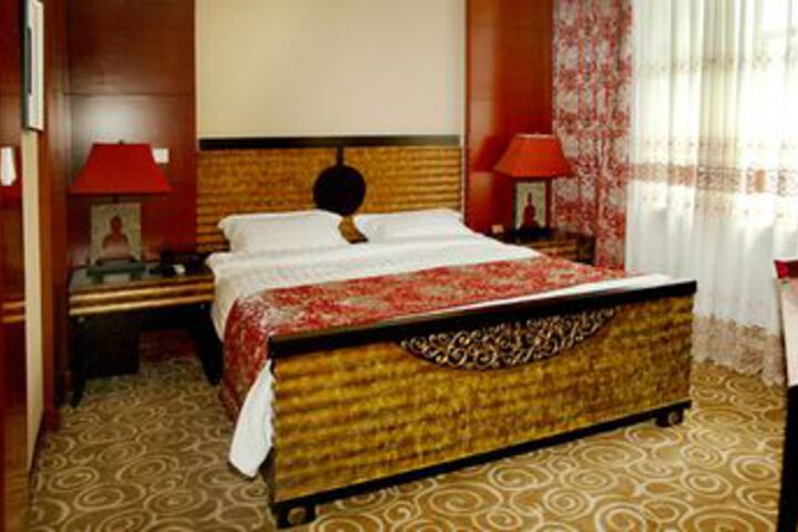 Room 7 of 20