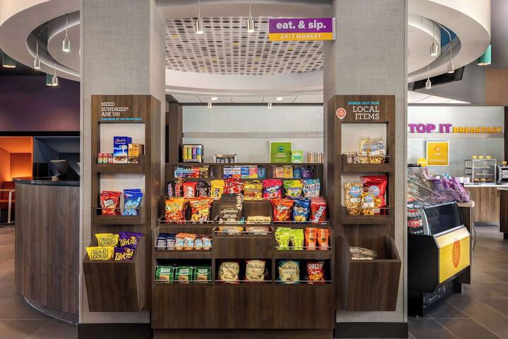 Snack bar