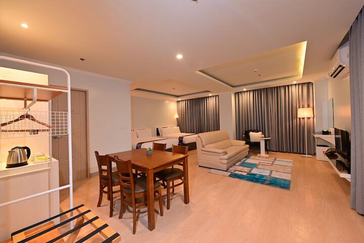 Room 3 of 24