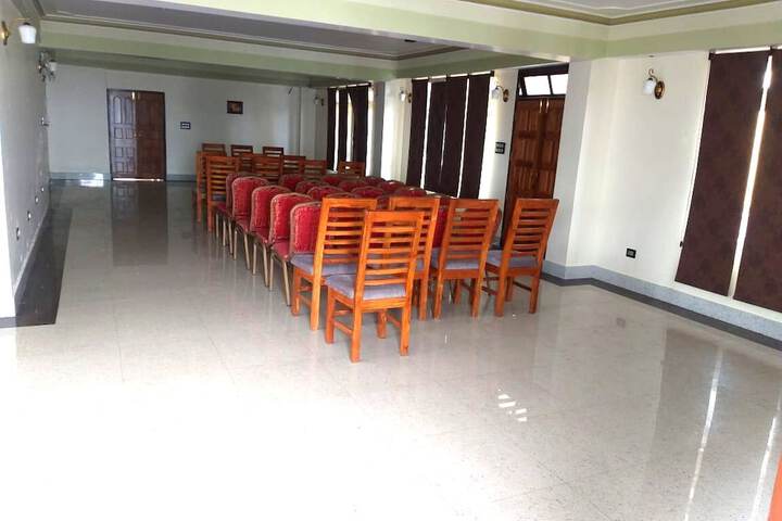 Business Center 66 of 70