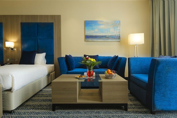 Room 8 of 26