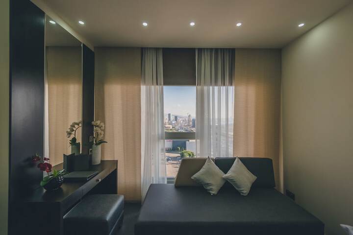 Room 7 of 60