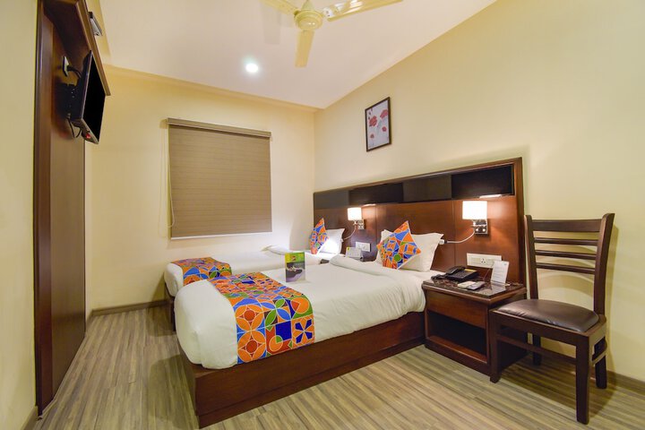 Room 11 of 21