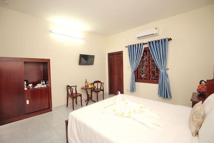 Room 27 of 151
