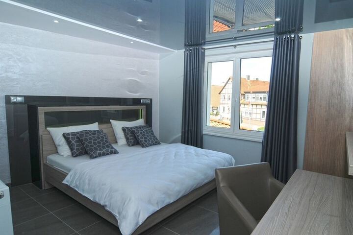 Room 4 of 52