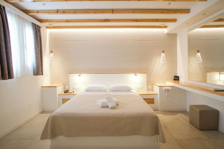Room 15 of 151