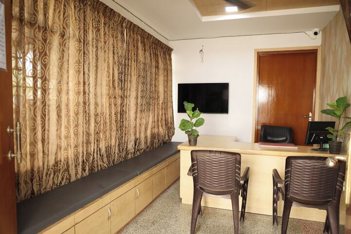 Hotel Interior 4 of 43