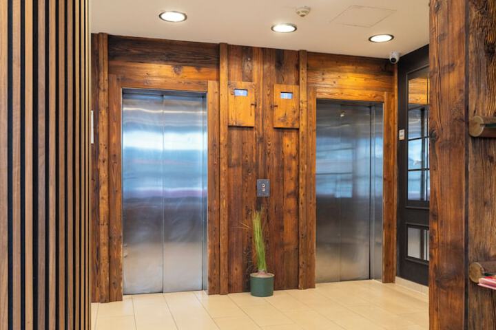 Lobby Entry