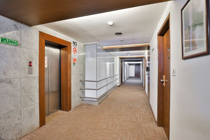Ballroom/Hall 3 of 10
