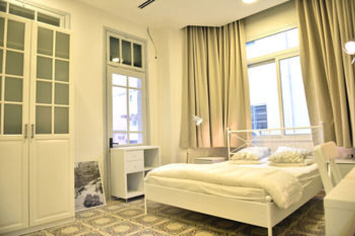 Room 37 of 133