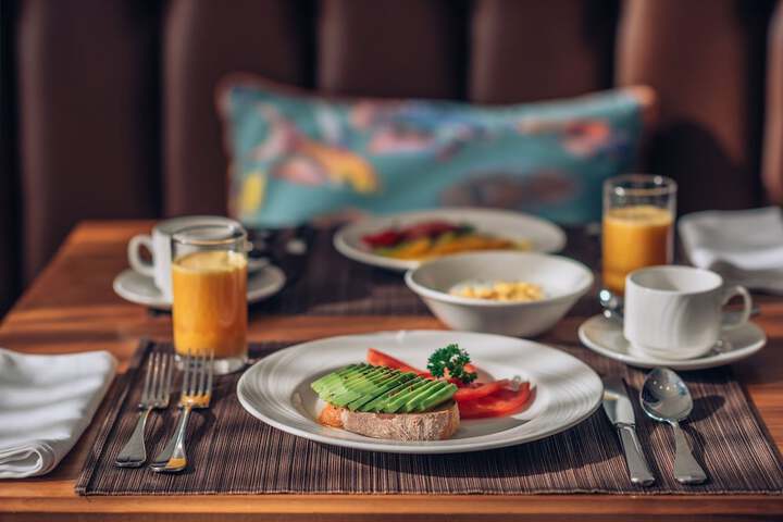 Breakfast meal