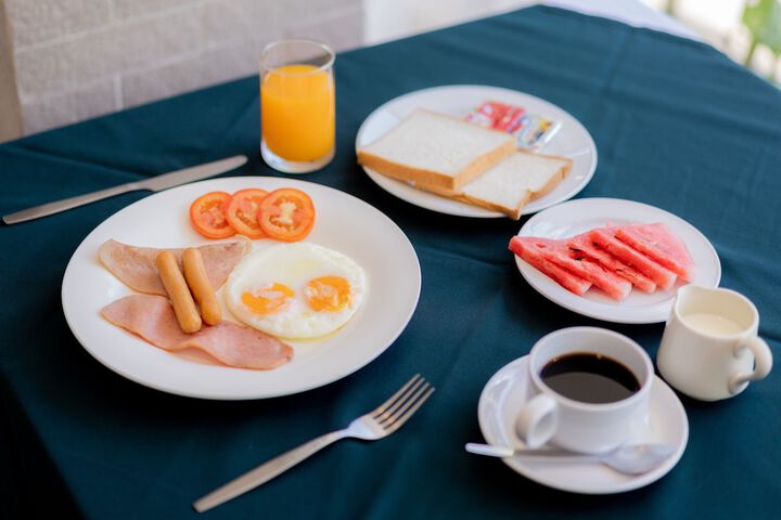 Breakfast/Coffee Service 37 of 54