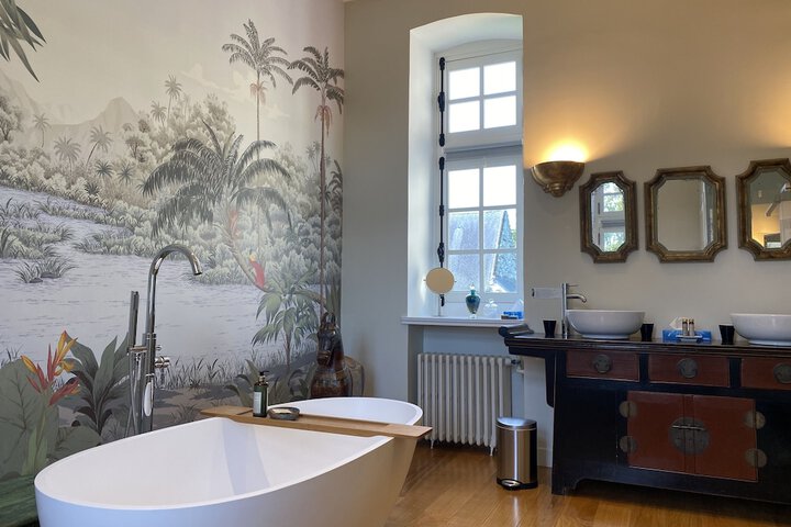 Bath Interior