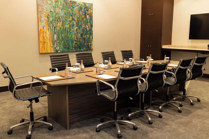 Meeting facility