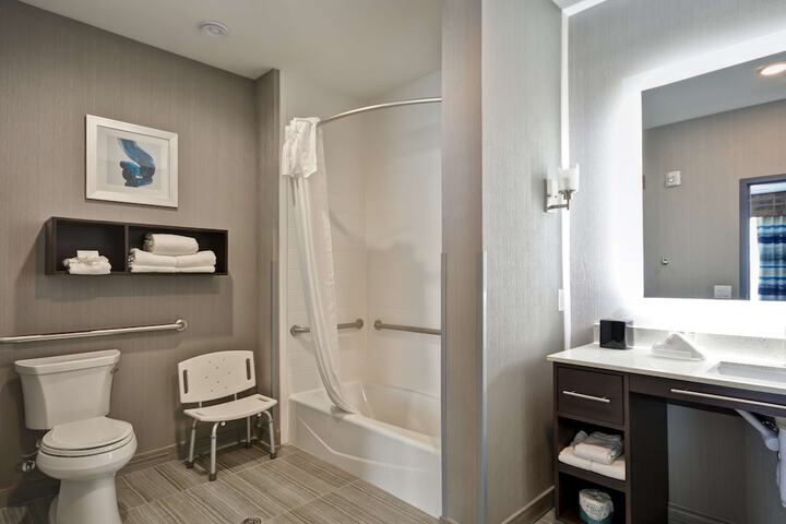 Bathroom shower