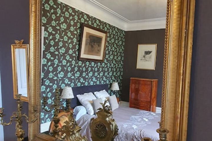 Room 47 of 193