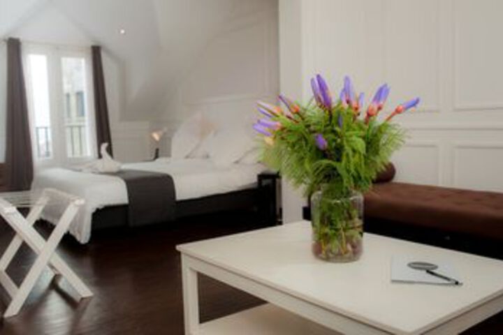 Room 14 of 39