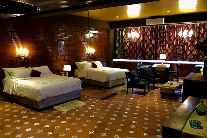 Room 13 of 61