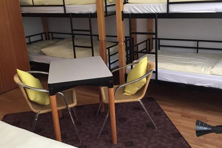 Room 25 of 51