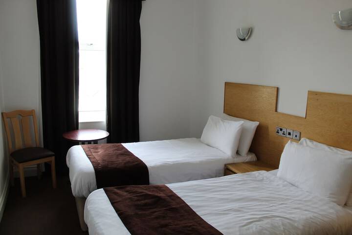 Room 15 of 49