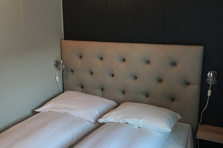Room 11 of 53