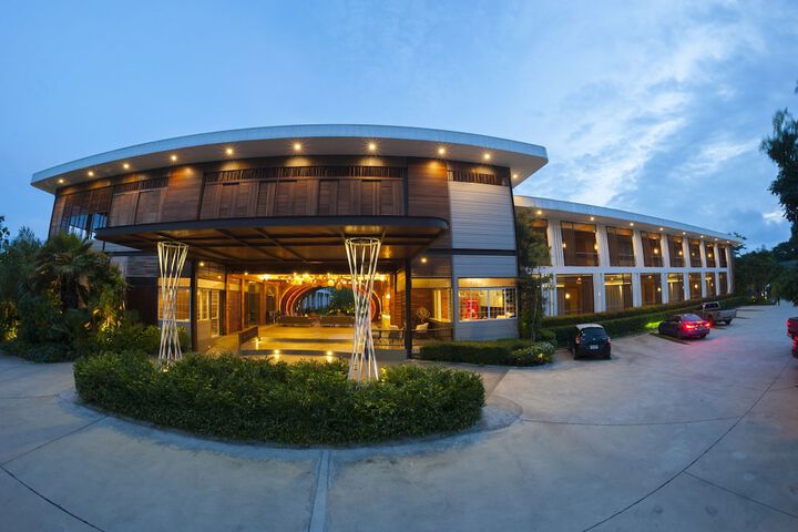 Hotel 66 of 72