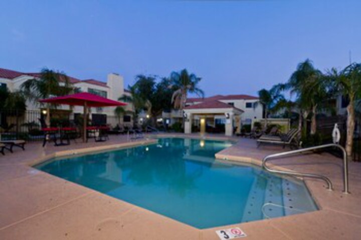 Pool 12 of 21