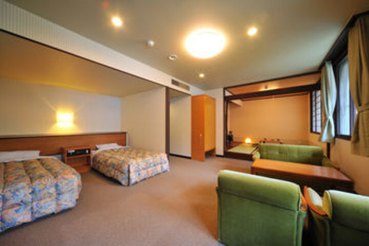 Room 22 of 57