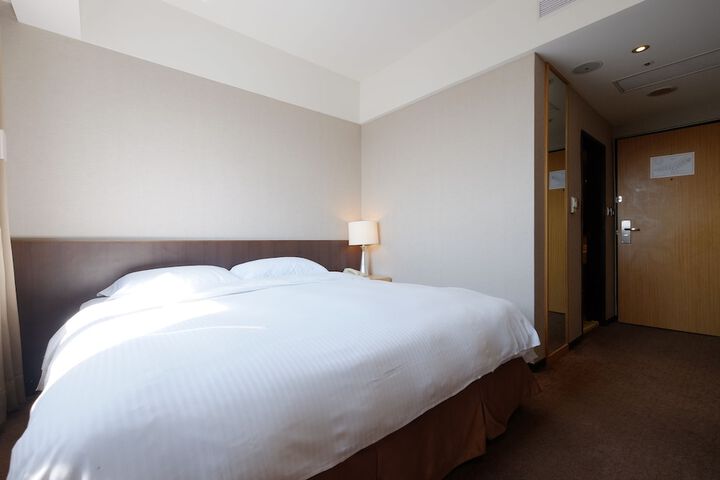 Room 13 of 60