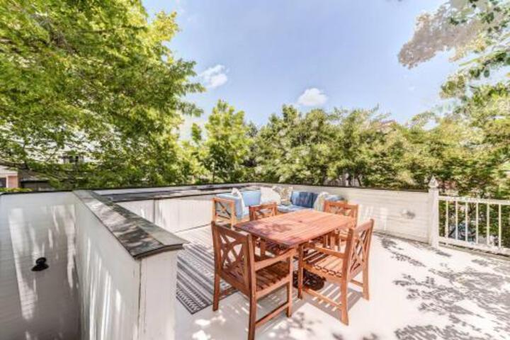 New Charleston Home W Rooftop Deck in Charleston, SC