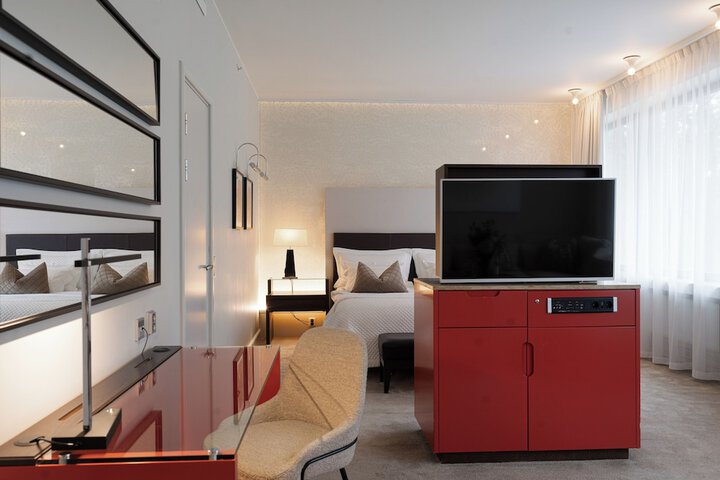 Room 12 of 31