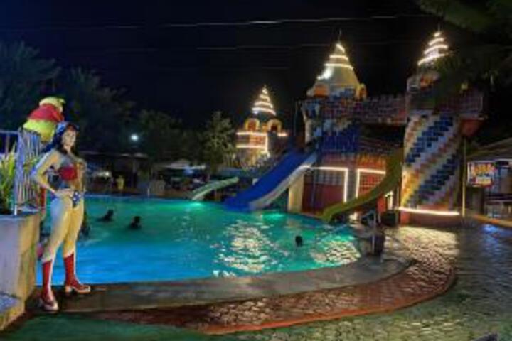 Pool 5 of 19