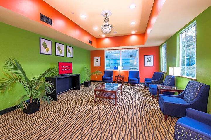 Red Roof Inn & Suites Madison GA