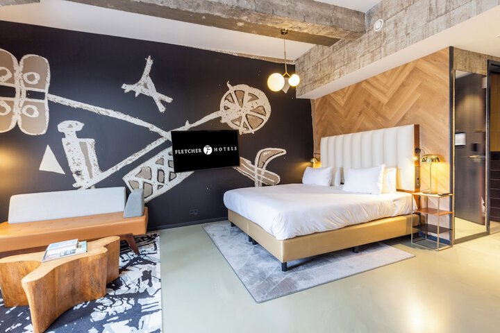 Room 7 of 54