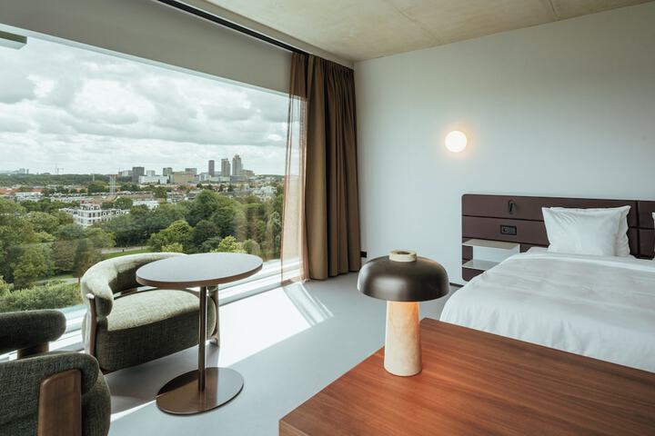 Room 12 of 54