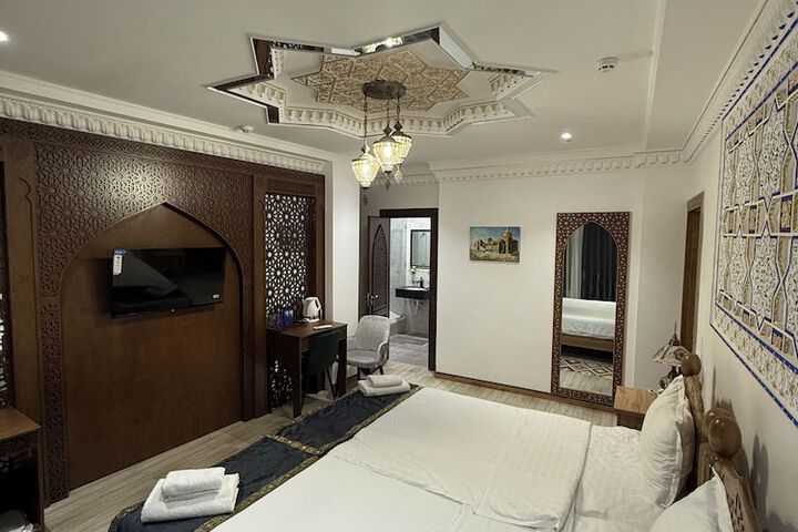 Room 25 of 64