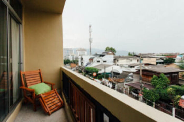 Terrace/Patio 2 of 40