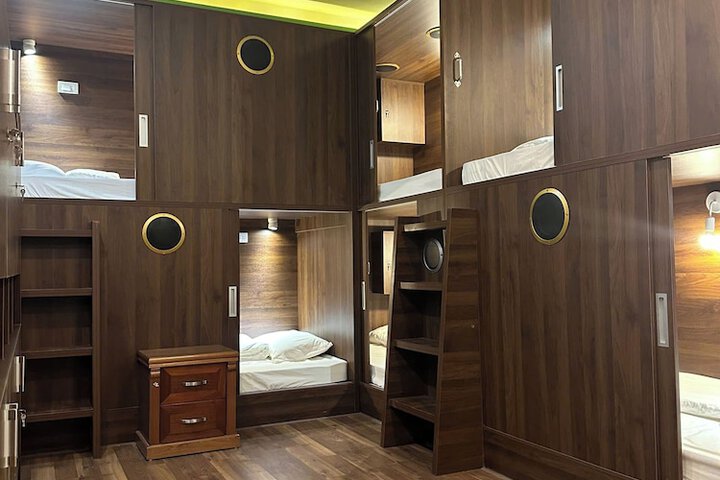 Room 13 of 53