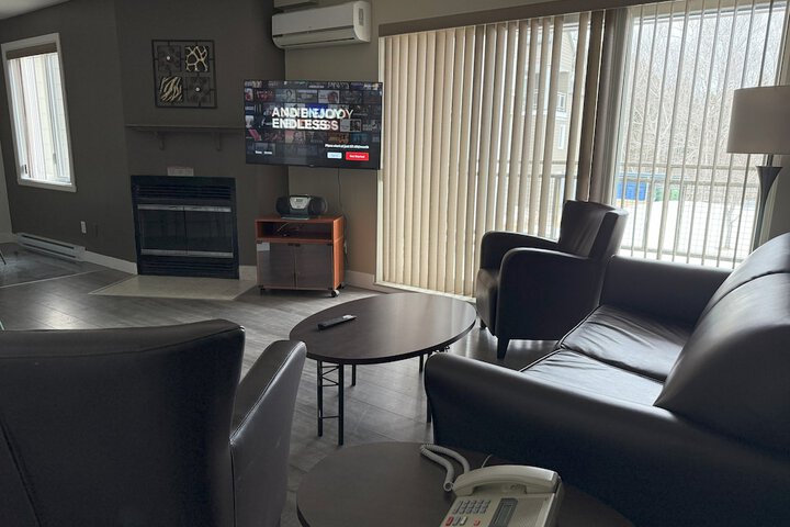 Room 10 of 24
