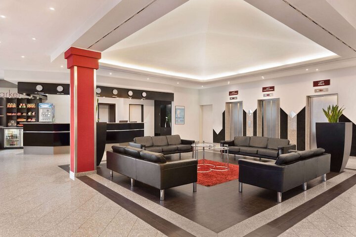 Hotel Interior 5 of 34