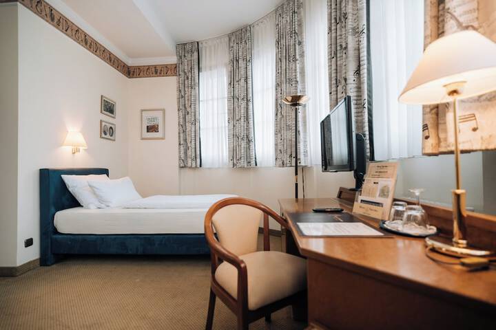 Room 40 of 81