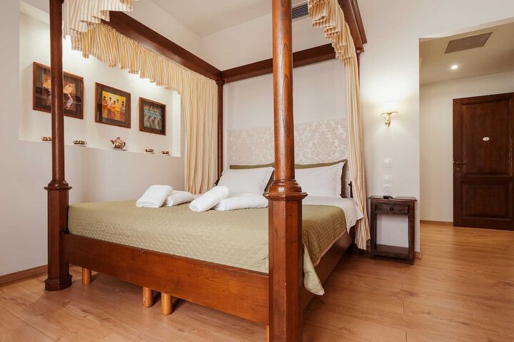 Room 48 of 87