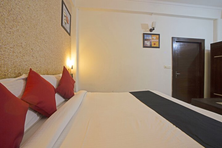 Room 21 of 48