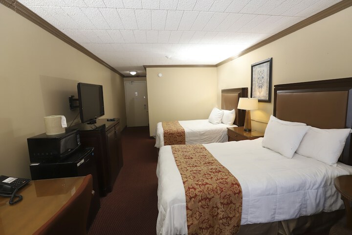 Room 13 of 17