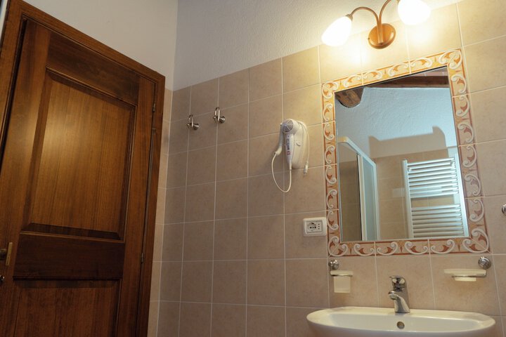 Room 86 of 148