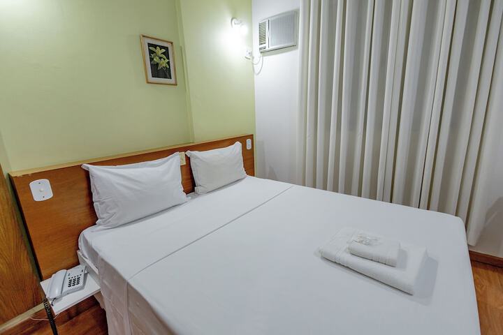 Room 32 of 119